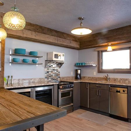 Vintage Block Inn & Suites أوكوبوجي المظهر الخارجي الصورة