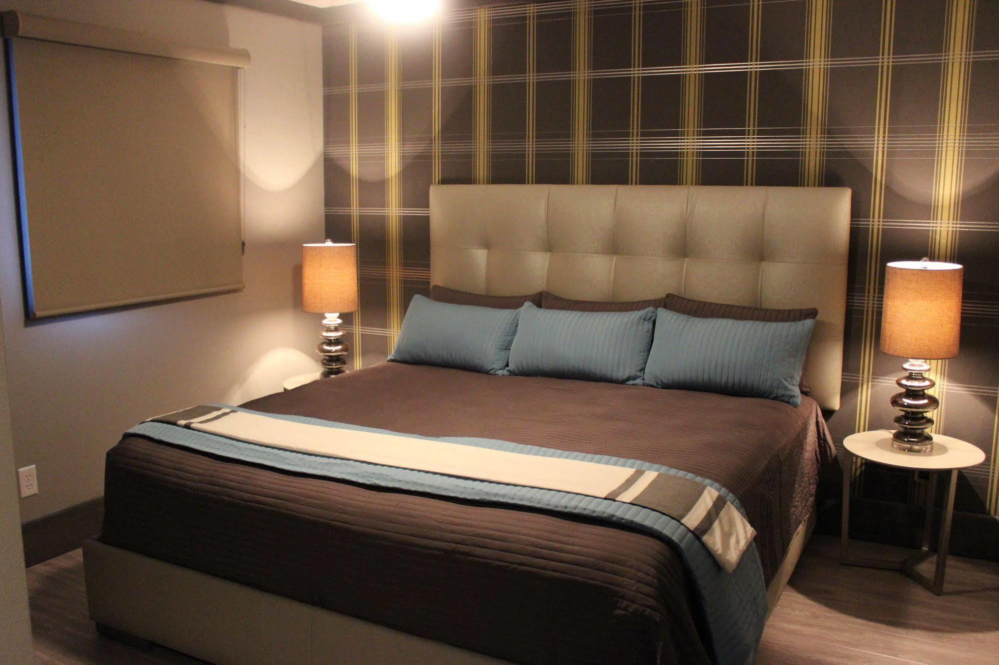 Vintage Block Inn & Suites أوكوبوجي المظهر الخارجي الصورة