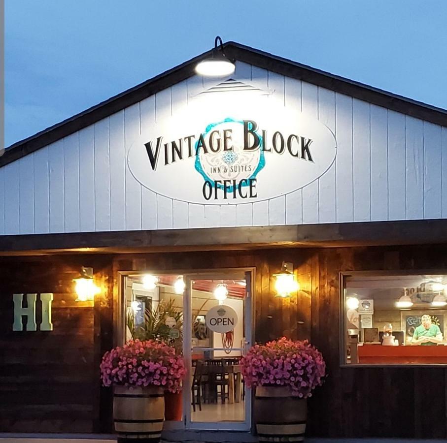 Vintage Block Inn & Suites أوكوبوجي المظهر الخارجي الصورة